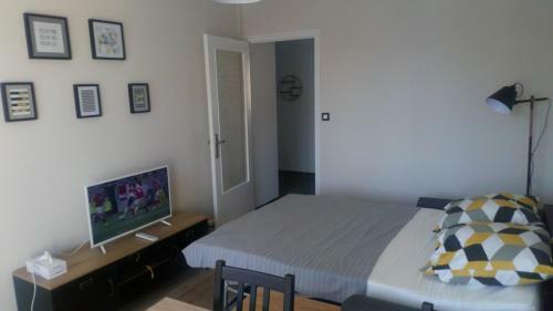 Apartamento Sur Le Toit Du Bureau, T2 R�publique