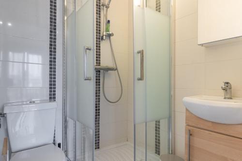 Apartamento Le Mignon - Topdestination-dijon (jacuzzi)***
