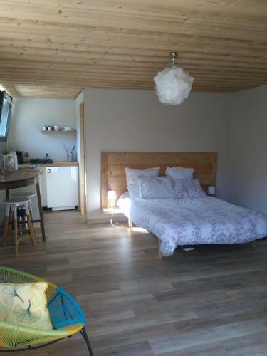 Hostal Le Chalet Du Lac