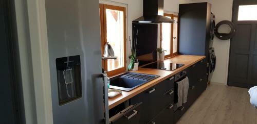 Chalet C�te D'azur Piscine Terrasse Et Vue Mer
