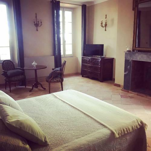 Bed & Breakfast Chateau Des Salles