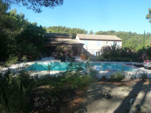 La Grande Villa Des Oliviers