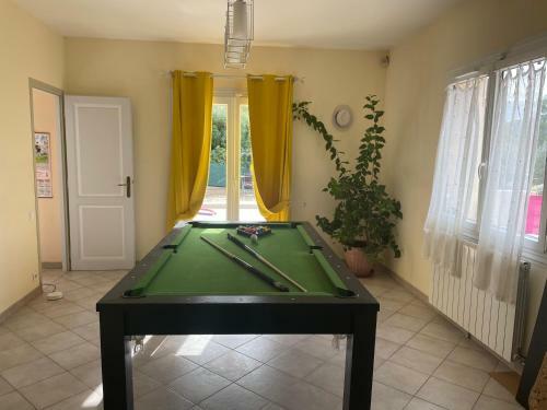 Villa 180 M2 Piscine Chauff�e