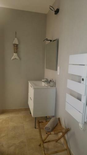 Gite Lapaz/jacuzzi Priv�/piscine