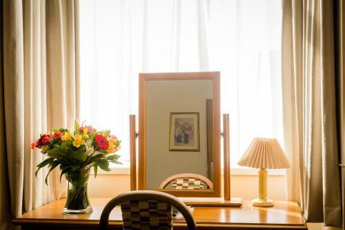 Mayfair Hotel