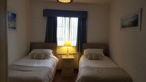 Hostal Maison Chaussey Guest House