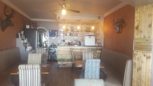 Hostal Maison Chaussey Guest House