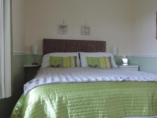 Bed & Breakfast The Gables Guest House