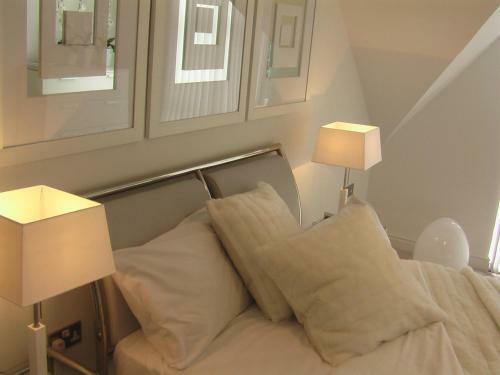 Wheel Water Apartment