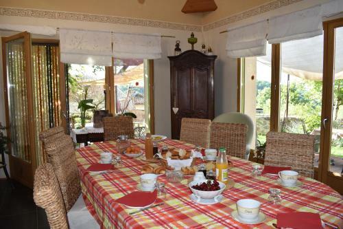 Bed & Breakfast Les Chambres De La Ville Haute