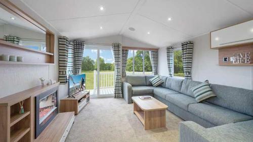 Luxury Mobile Home Near Bordeaux