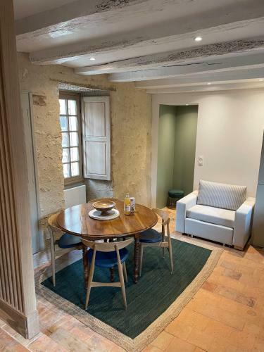 Hostal Clos Saint L�onard