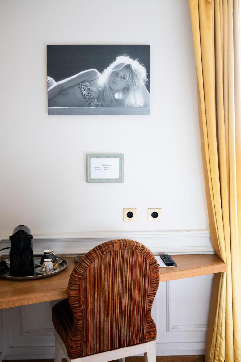 Hotel Aux Waterzooi H�tel Merveilleux C�t� Port