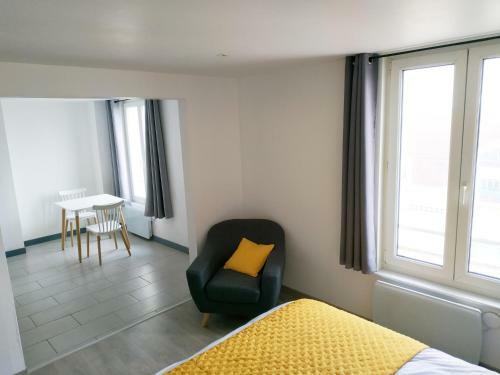 Sea View & Beach Studio Apartment - Blue Horizon