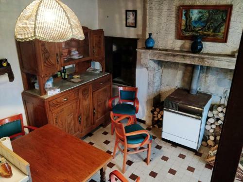 Maison D'une Chambre Avec Wifi A Echalot
