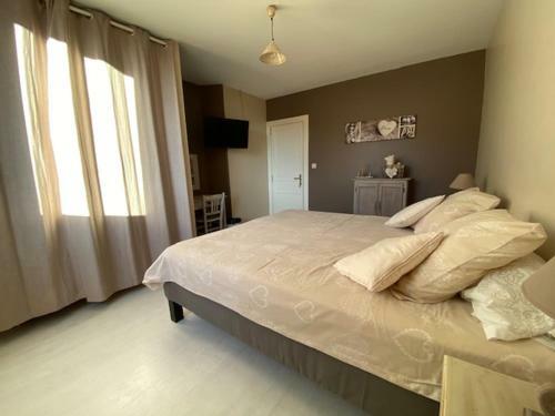 Hostal La Ferme Du Riouclar