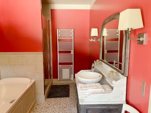 Hostal Ch�teau Du Domaine Du R�veillon