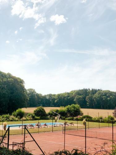 Hostal Ch�teau Du Domaine Du R�veillon