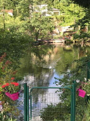 Bed & Breakfast La Long�re Piscine&spa Priv�