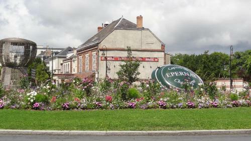 Hostal L'atelier - G�te & Spa