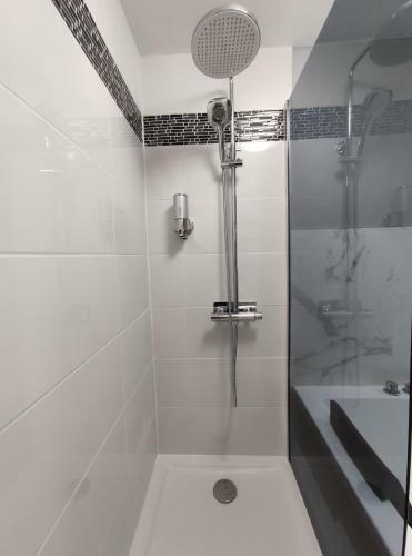 Apartamento Groom Epernay - Jacuzzi & Champagne