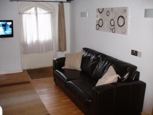 Hostal Burcott Mill Guesthouse