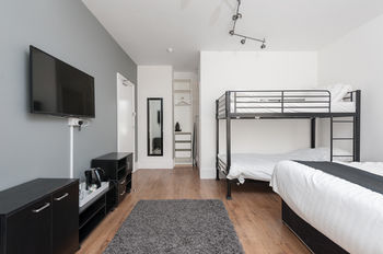 Hostal Westbourne Hotel - Guest House