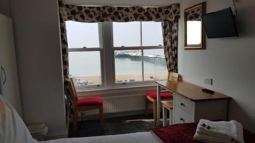 Hostal Atlantic Seafront