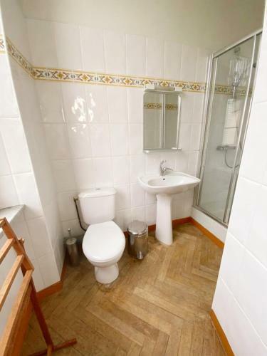 Hostal La Maison D'h�tes Du Chapelier