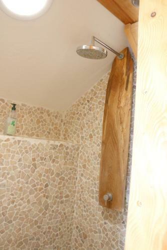 Hostal Chalet Savoyard Balcon De Villy