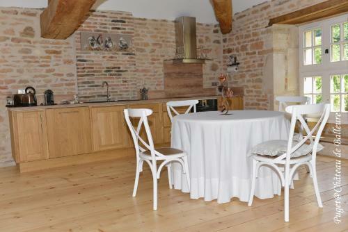 Hostal Chateau De Balleure