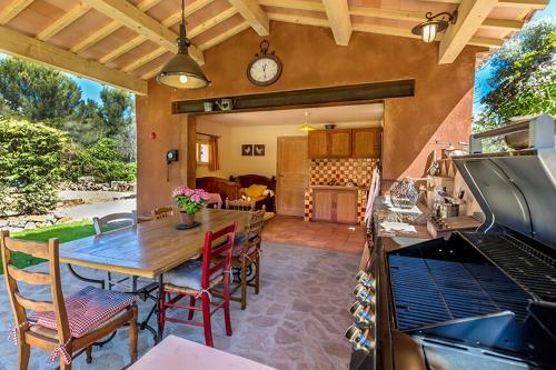 Hostal Mas Du Cima�