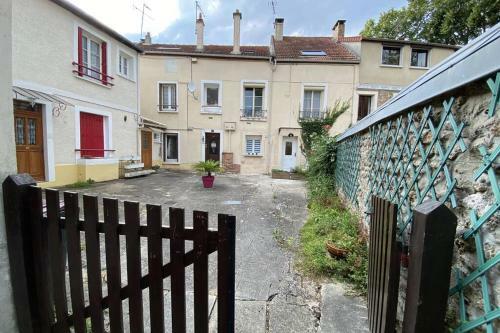 Apartamento Studio De Charme - Calme, Discret & Cosy - 3' Rer