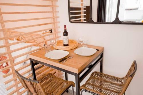 Apartamento Studio De Charme - Calme, Discret & Cosy - 3' Rer