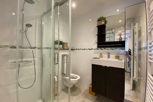 Apartamento Studio De Charme - Calme, Discret & Cosy - 3' Rer