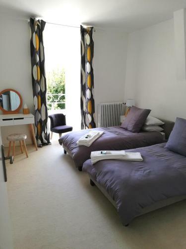 Vue Du Chateau D'excideuil Studio Apartment