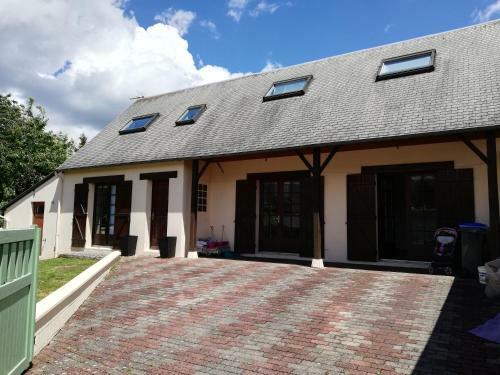 Chambre Avec Salle D'eau En Rez De Chauss�e 10 Min Gare Et Centre Ville