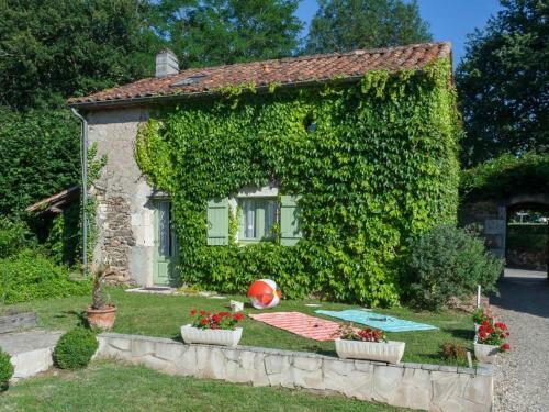 Camping Les Gorges Du Chambon