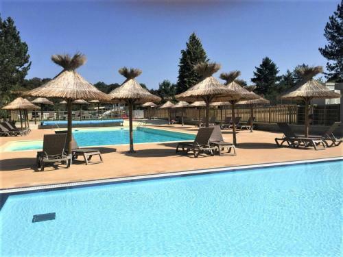 Camping Les Gorges Du Chambon