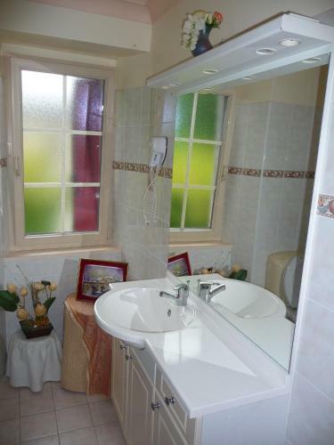 Bed & Breakfast Le Moulin D'eysus G�tes Et Chambres D'h�tes
