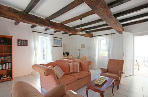Tranquil 1 Bed Gite Walking Distance To Eymet