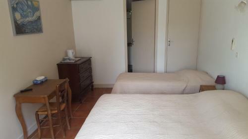 Hostal Chambres D'h�tes De La Gardy