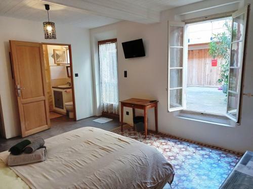 Hostal Chambre Ind�pendante Centre Village