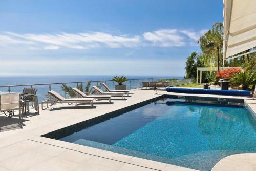 Exceptionnelle Villa Familiale Avec Vue Mer