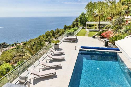 Exceptionnelle Villa Familiale Avec Vue Mer