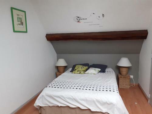 G�te A L'ombre De L'abbaye