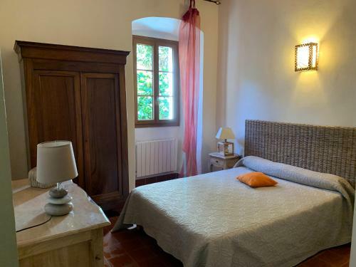 Casa Leca de Caract�re Piscine Chauff�e Priv�e Class�e 4 �toiles