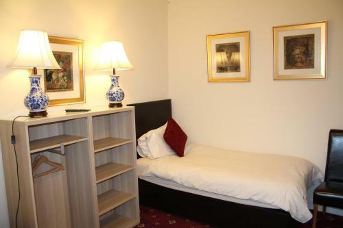 Hostal Highland Guest House
