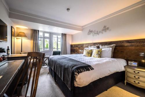 The Alexander Pope Hotel