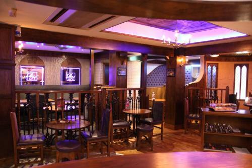 Hostal The Royal Hotel